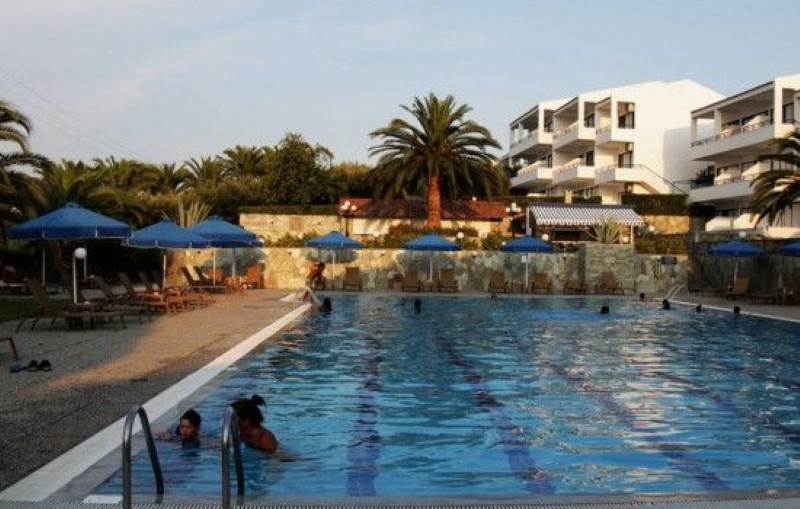 Xenios Port Marina Hotel 3* - Pefkohori