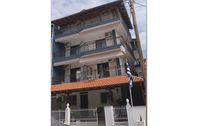 VILA LAKRI / OLYMPIC BEACH